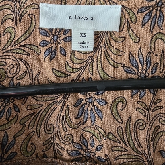 A Love A Brown Floral Ruffle Blouse Long Sleeve V Neck XS Boho - Picture 5 of 5